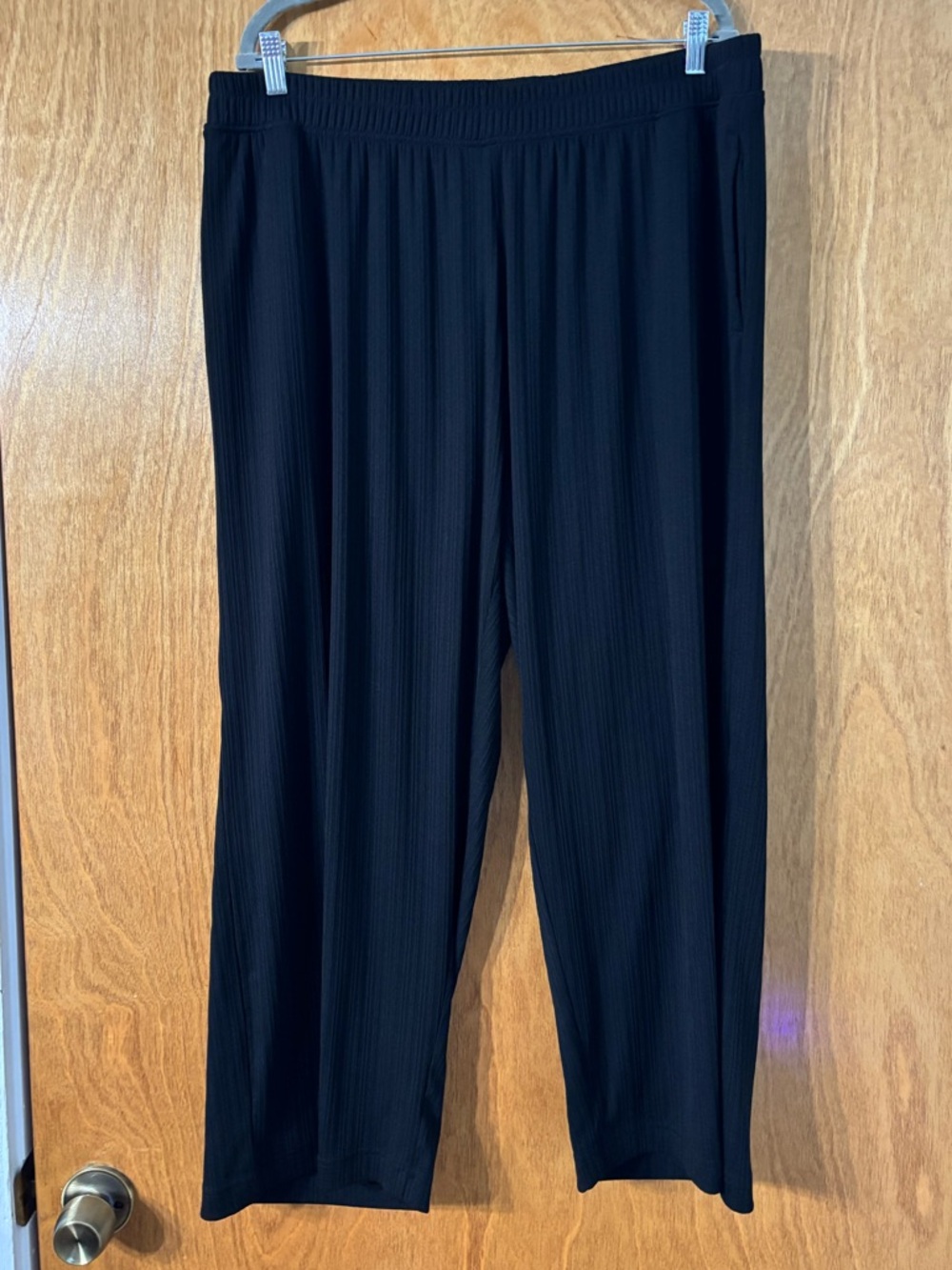 Women’s Wide Legged Pants